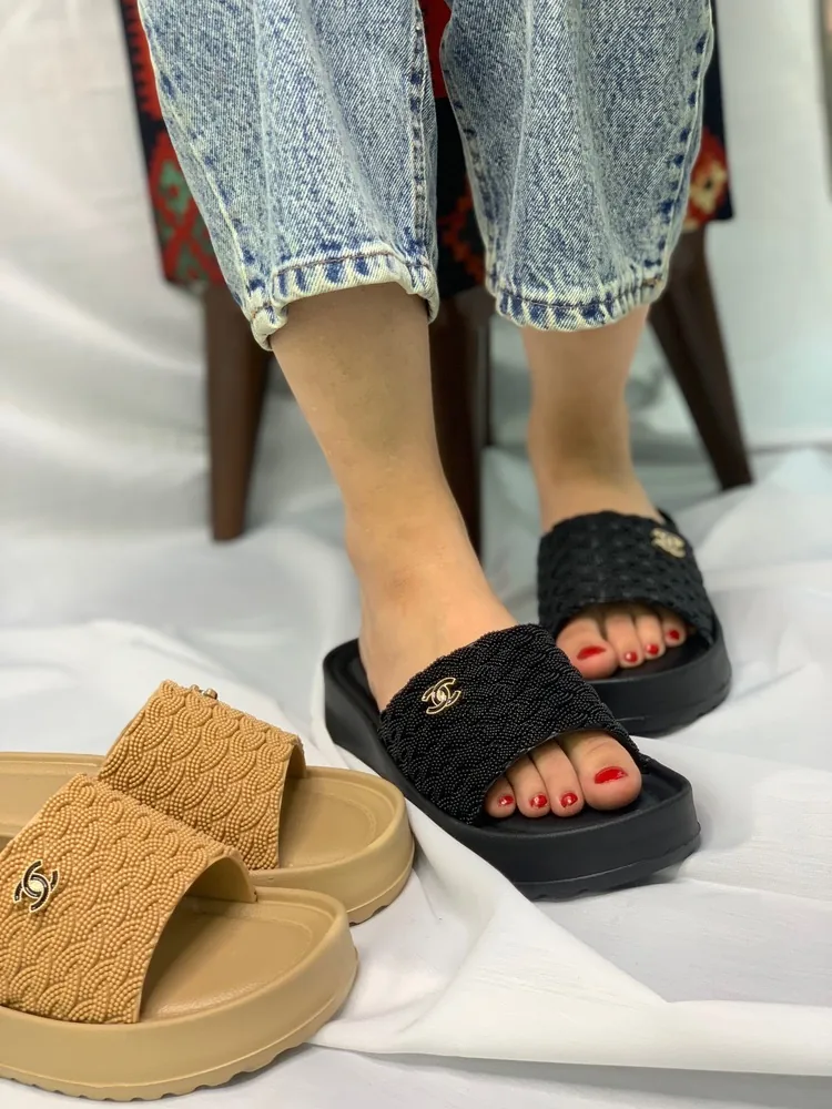صندل زنانه لژ دار راحتی
