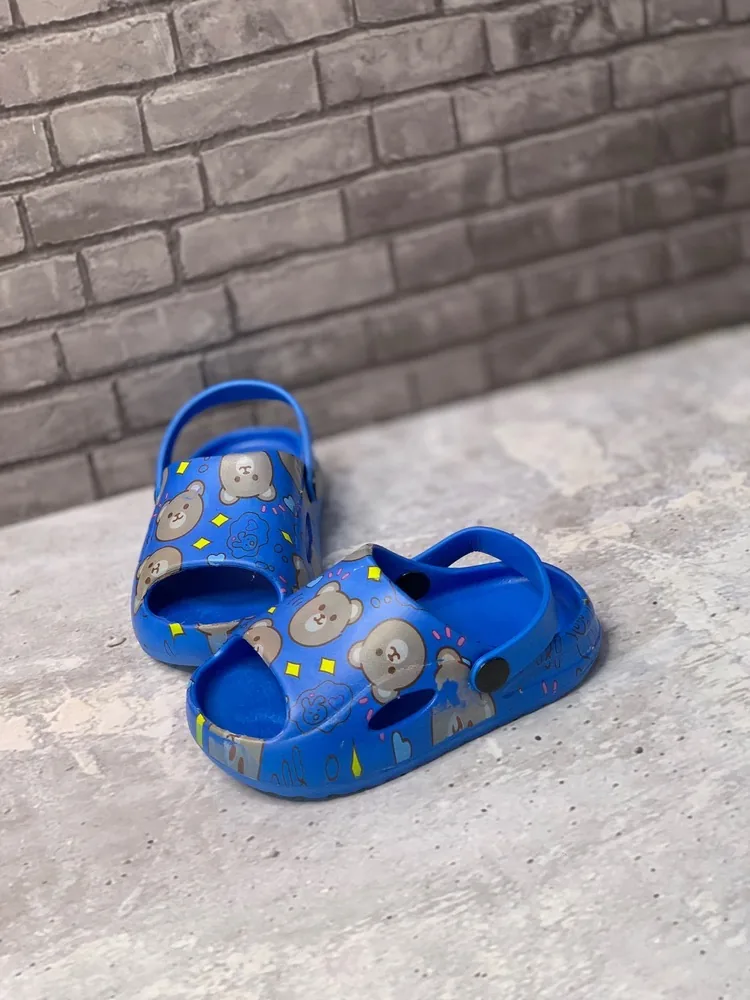 دمپایی بچگانه اسلایدر طرح خرسی — نمای ۴