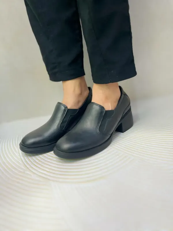 کفش اداری زنانه مشکی ساده کش کناری